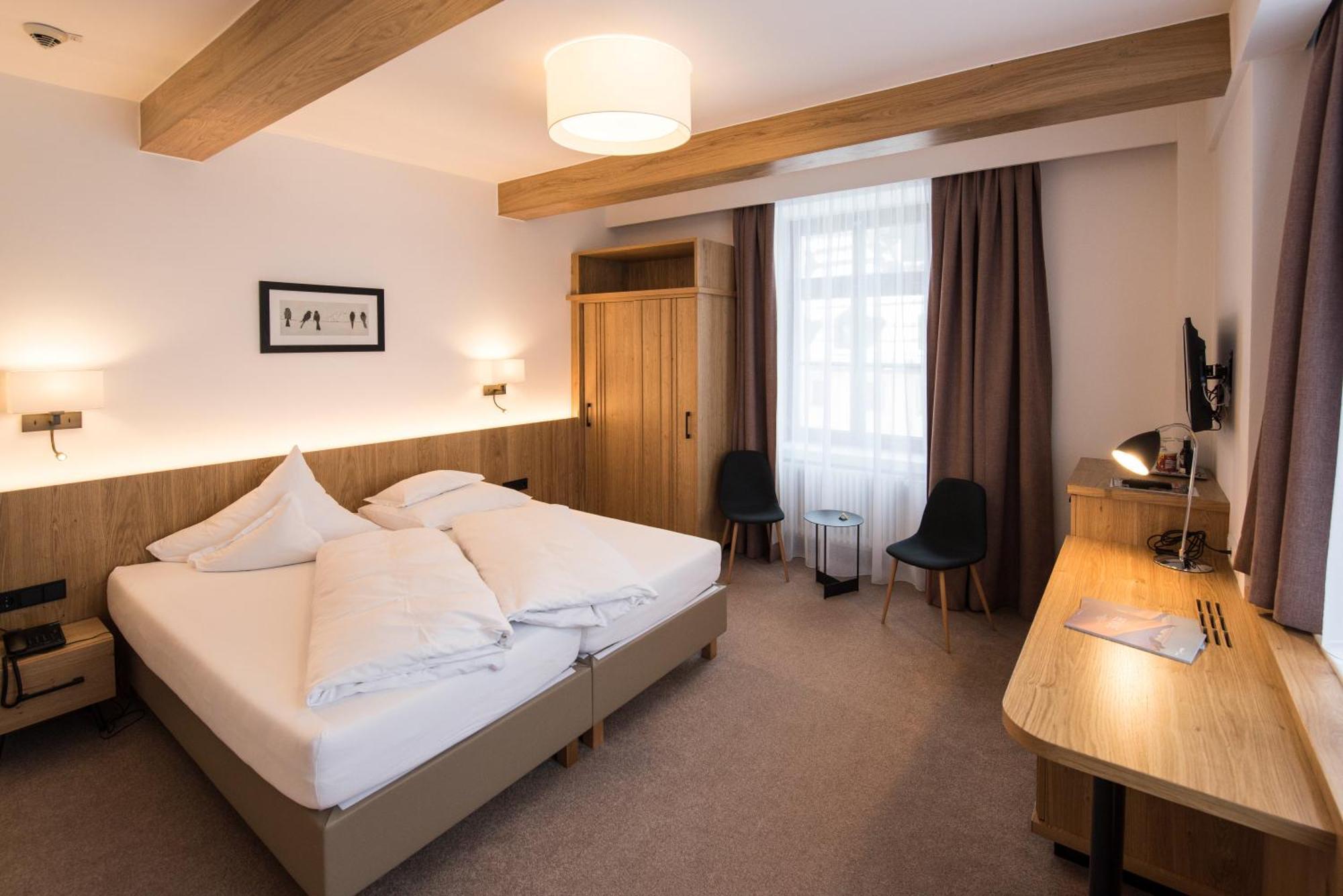 Hotel Post Sankt Anton am Arlberg Exterior photo