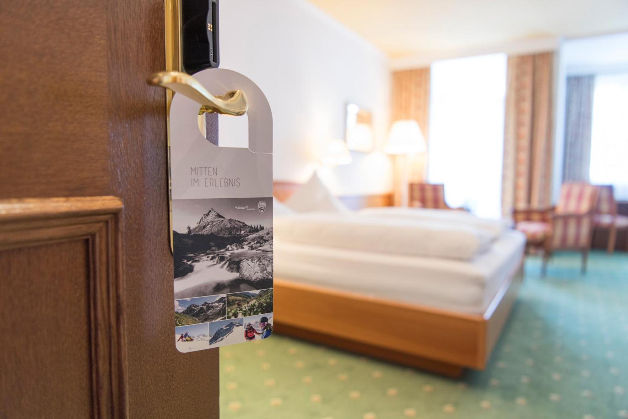 Hotel Post Sankt Anton am Arlberg Exterior photo